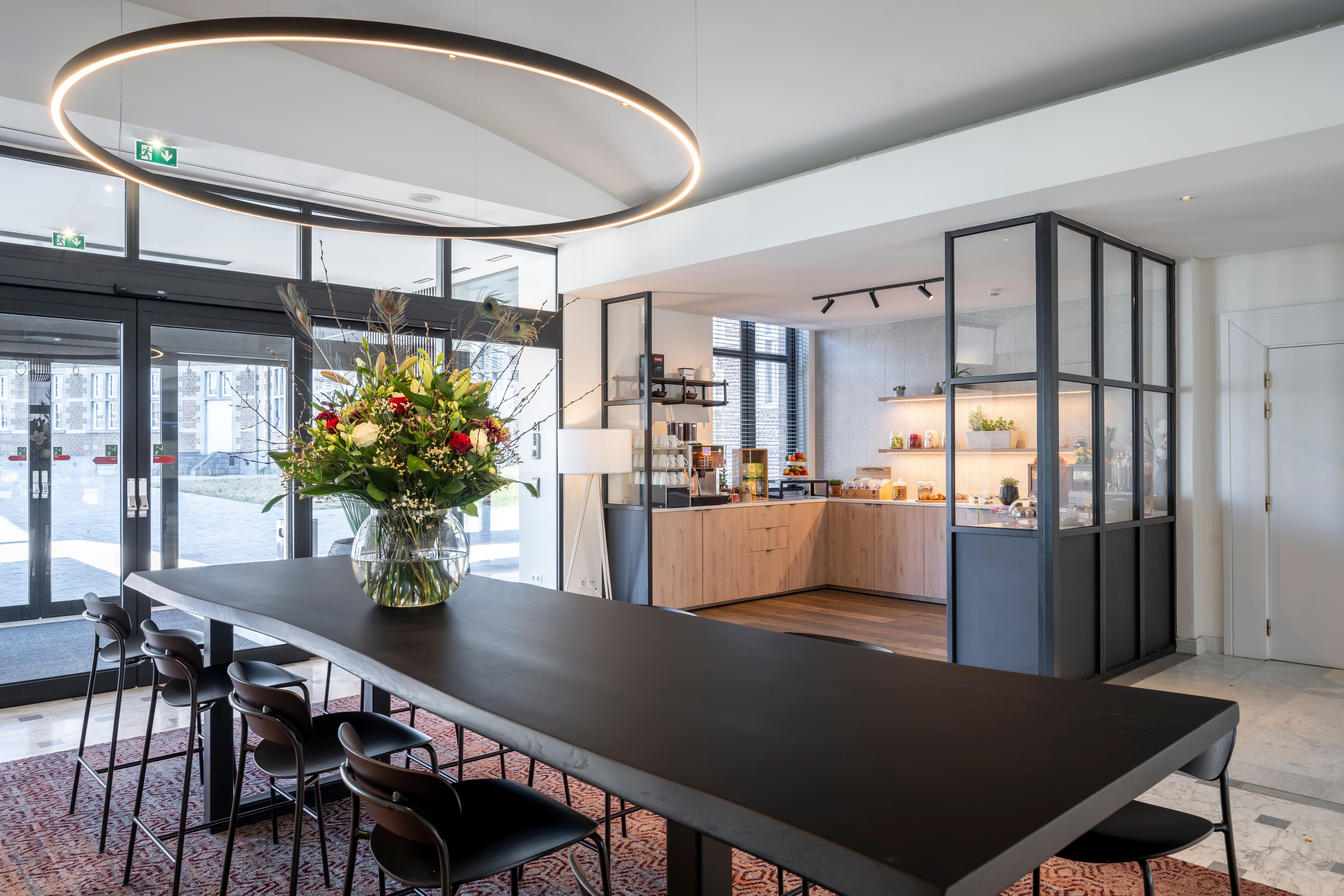 Holiday Inn Hasselt By Ihg Εξωτερικό φωτογραφία