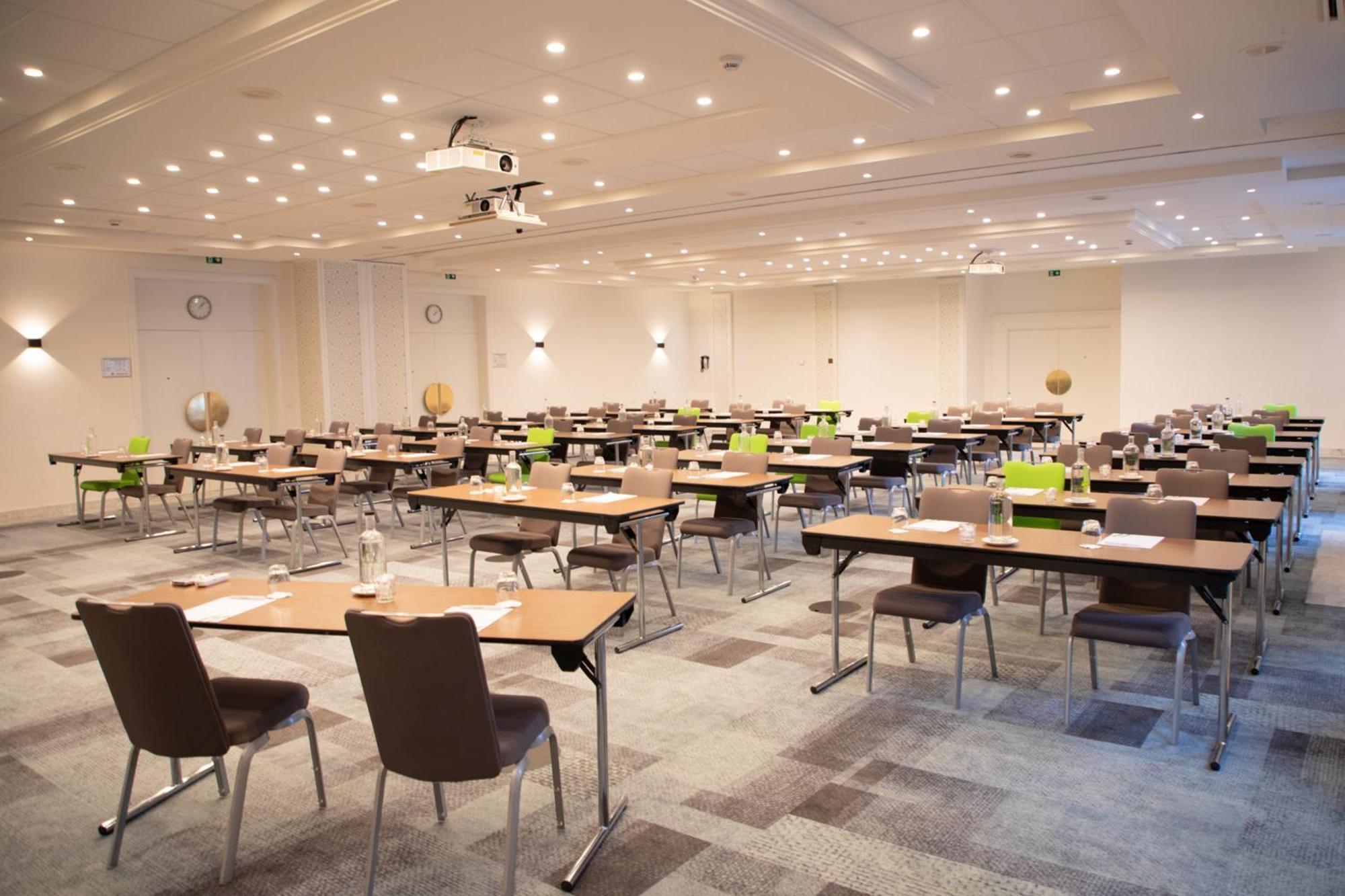Holiday Inn Hasselt By Ihg Εξωτερικό φωτογραφία
